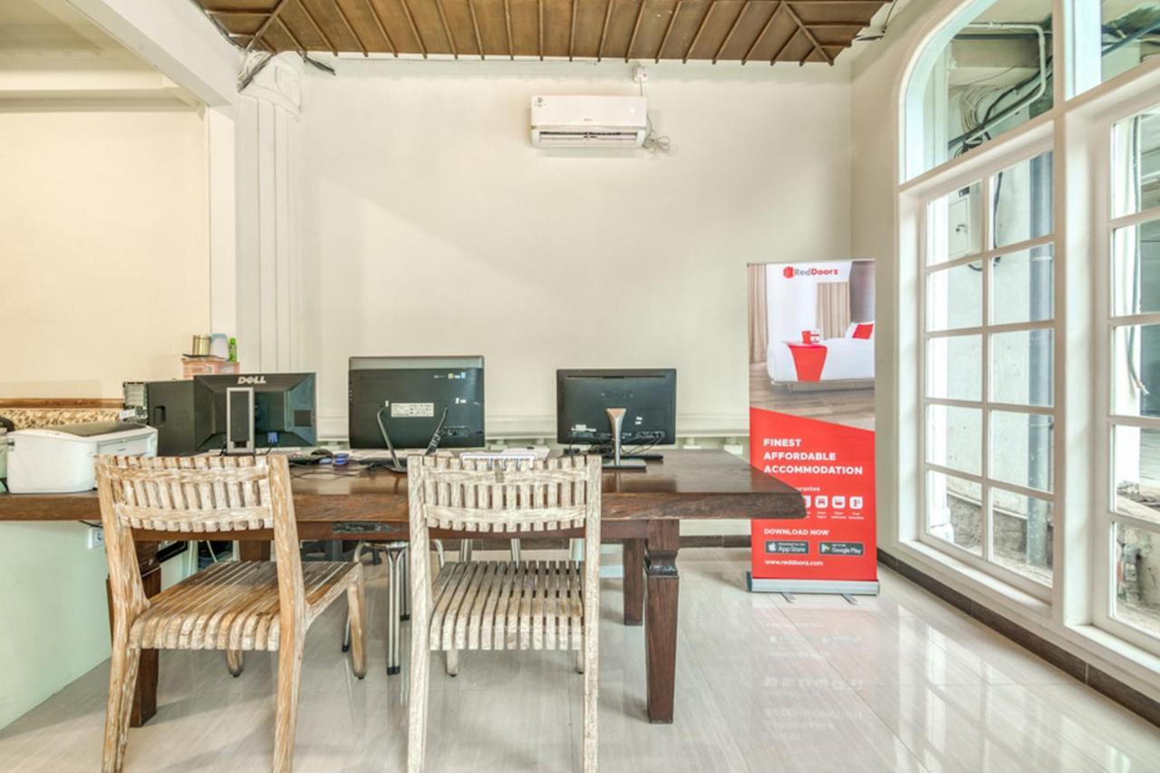 Reddoorz Plus Near Akademi Kepolisian Semarang 3 Exterior foto
