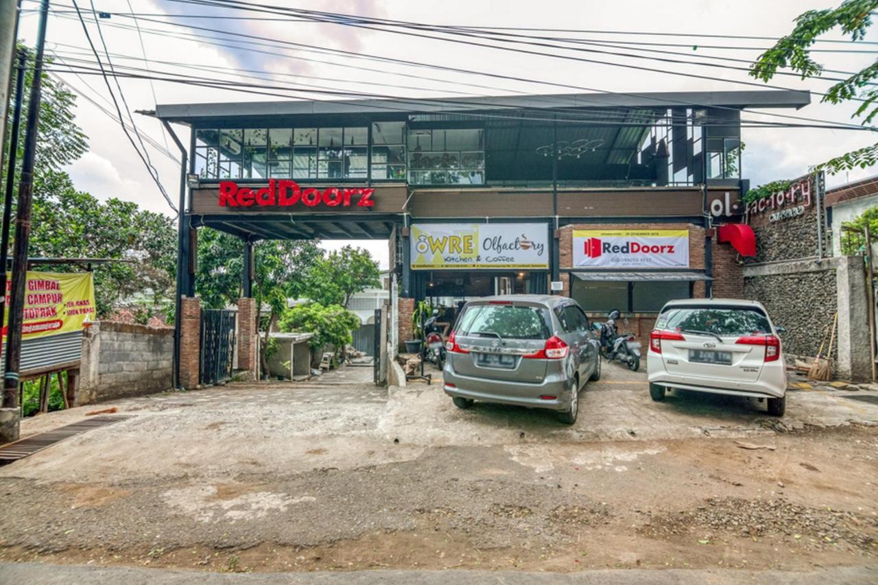 Reddoorz Plus Near Akademi Kepolisian Semarang 3 Exterior foto